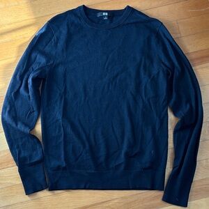 Uniqlo women’s Navy Blue Crewneck Sweater